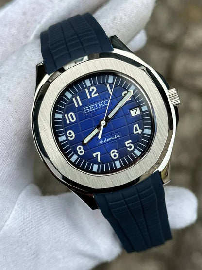 Seiko Aquanaut Blue