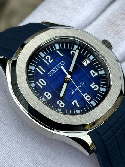 Seiko Aquanaut Blue